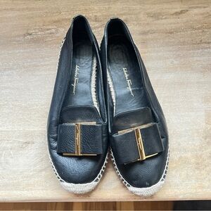 Salvatore Ferragamo leather flats size 7